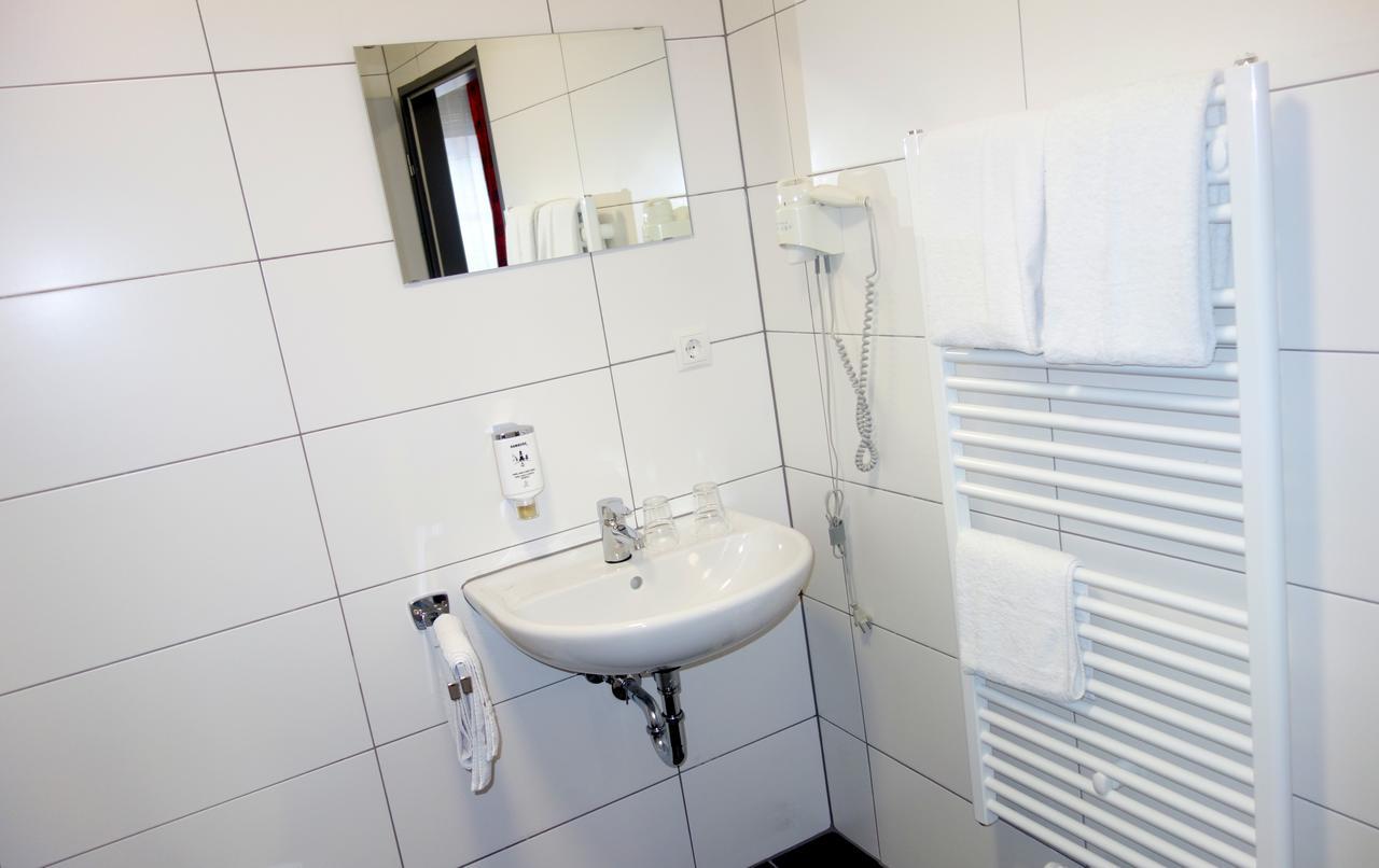 Budget Hotel Ludwigshafen エクステリア 写真